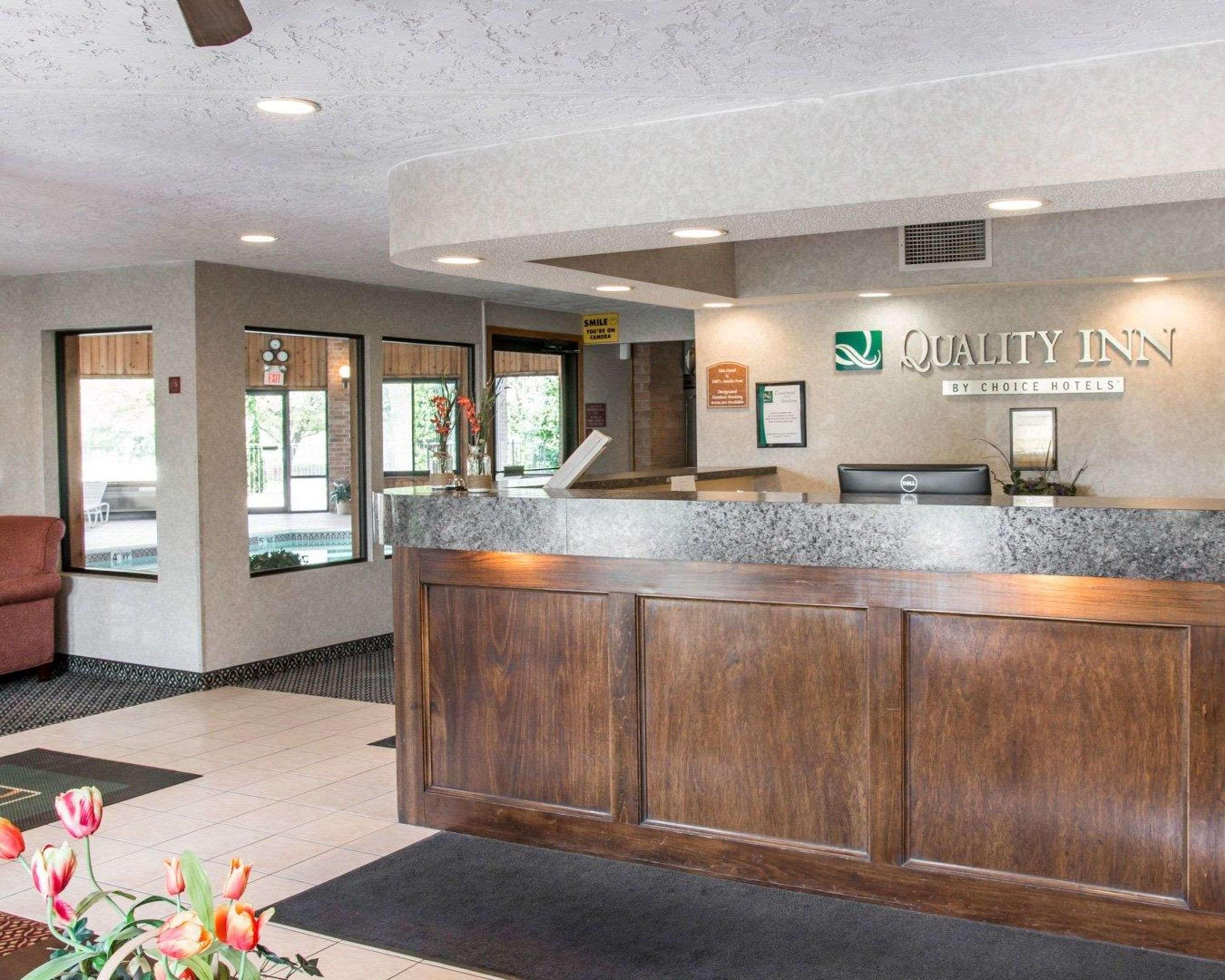 Quality Inn Hudsonville South Zewnętrze zdjęcie
