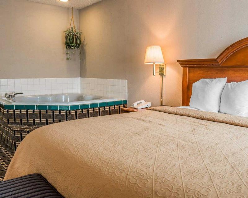 Quality Inn Hudsonville South Zewnętrze zdjęcie